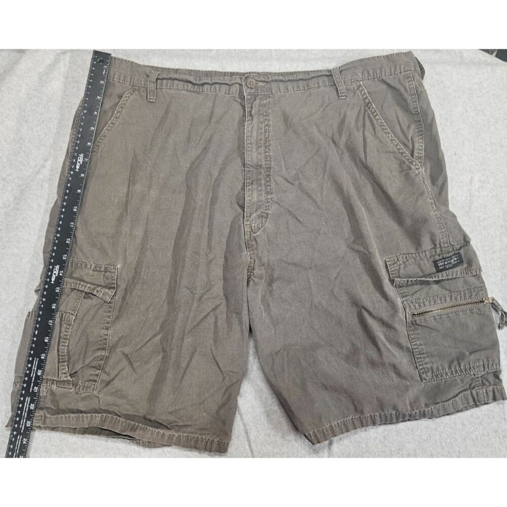 Wrangler Authentic Issue Men’s Cargo Shorts Size 42 Gray Utility Ripstop